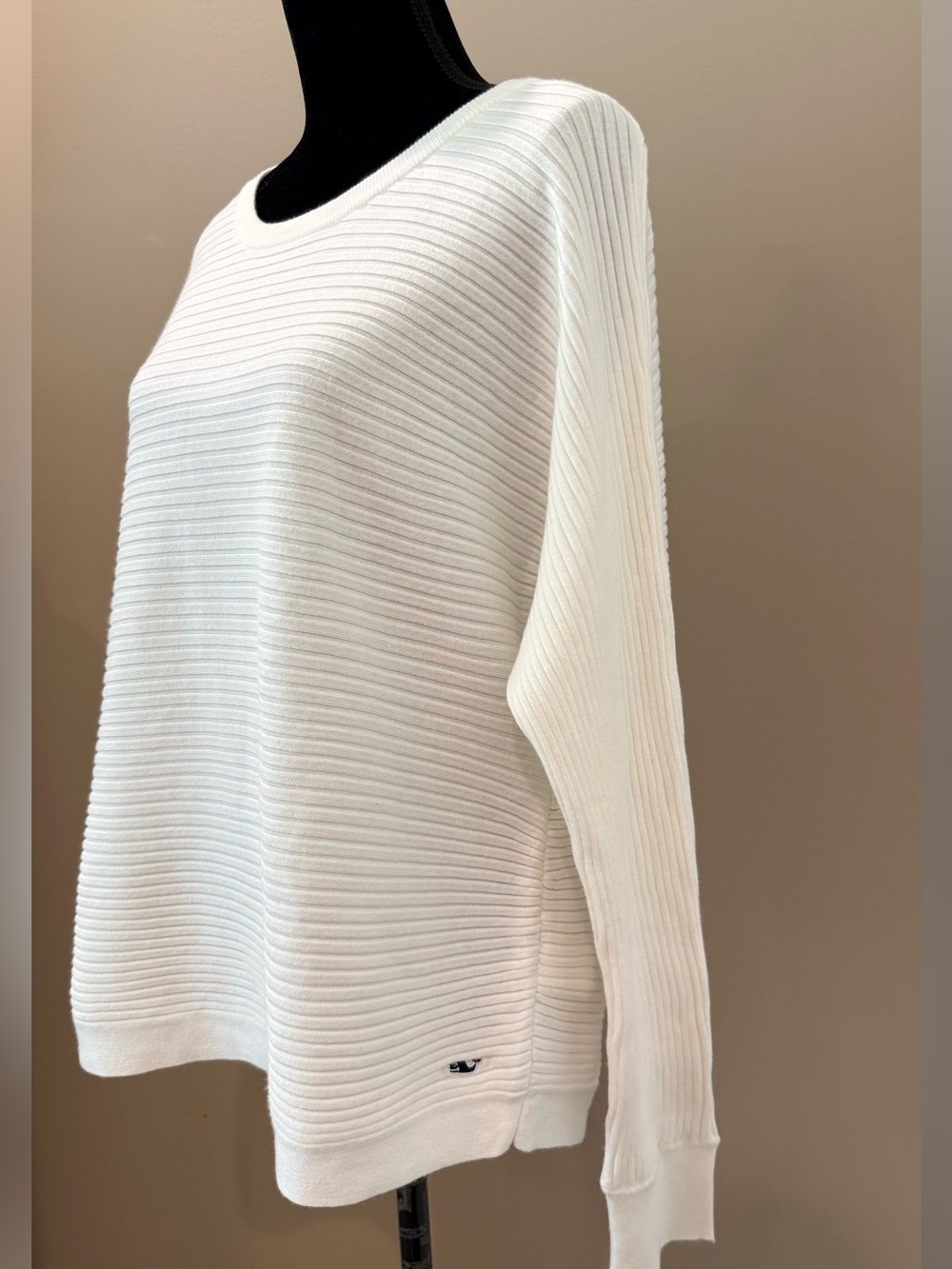 Women’s VINEYARD VINES cream striped sweater- Size medium